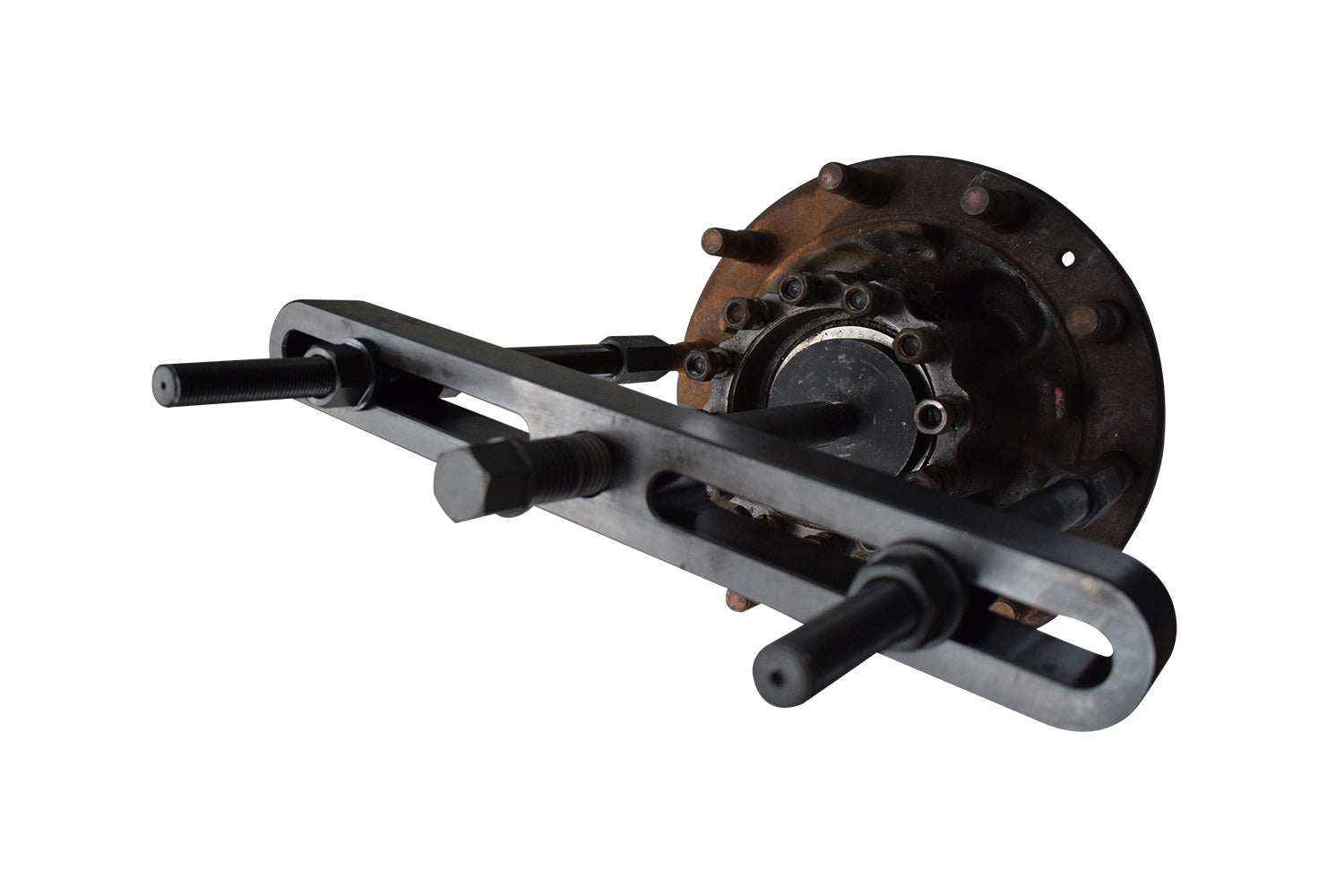 Safely Removing Stubborn HGV Wheel Hubs: A Workshop-Ready Solution