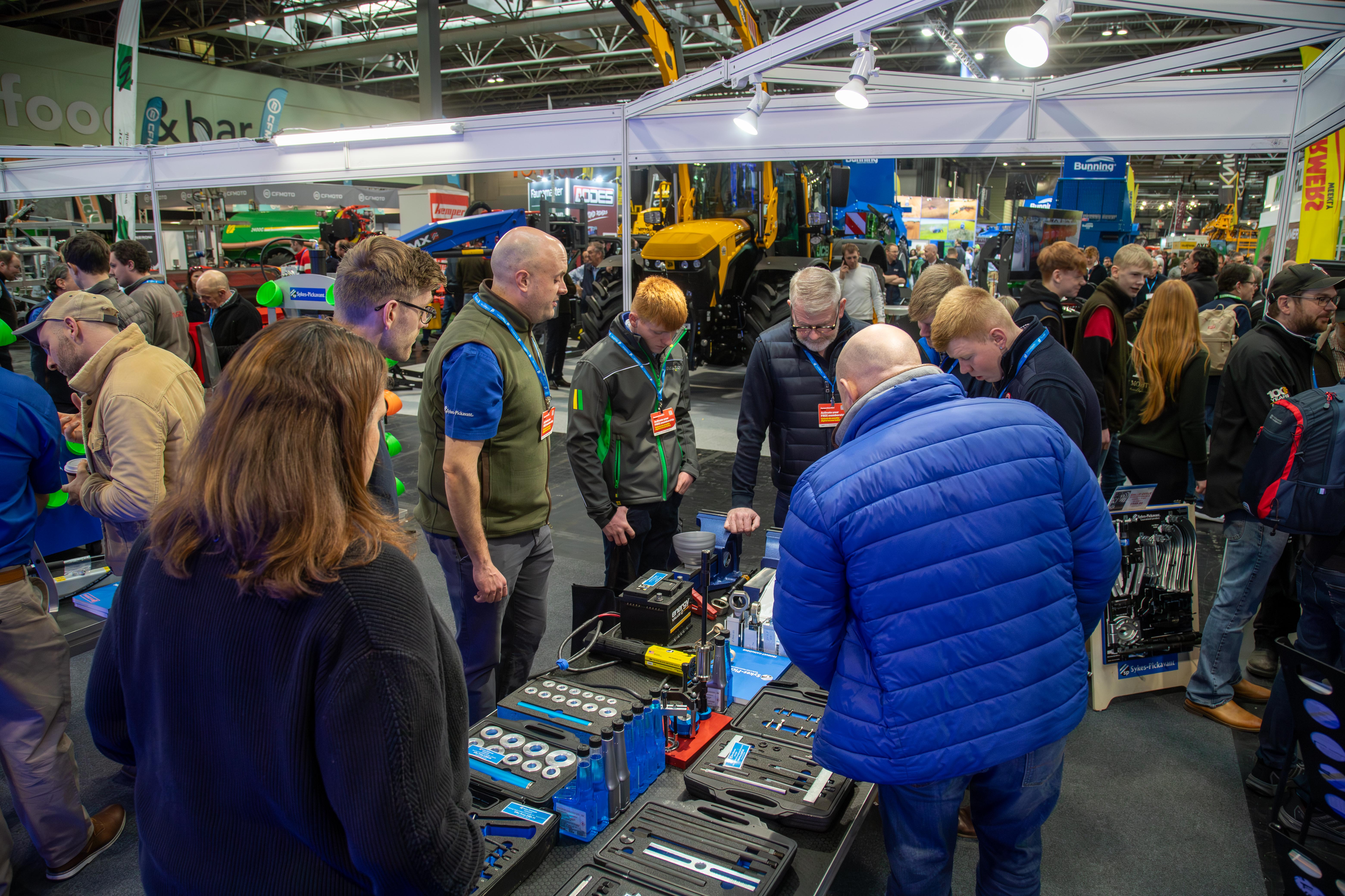 Sykes-Pickavant Stand Lamma 2026